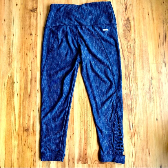 DANSKIN Capri Leggings Yoga Active Blue Small - Picture 2 of 14